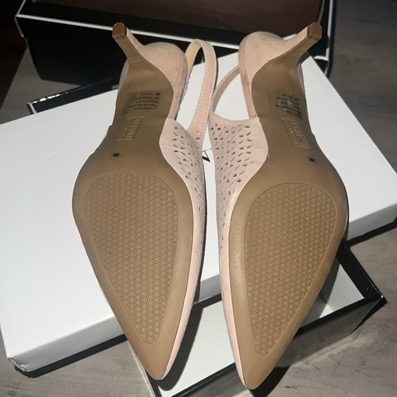 Alfani Step n Flex Babbsy Perforated Slingbacks NIB Sz 9 - Picture 7 of 8